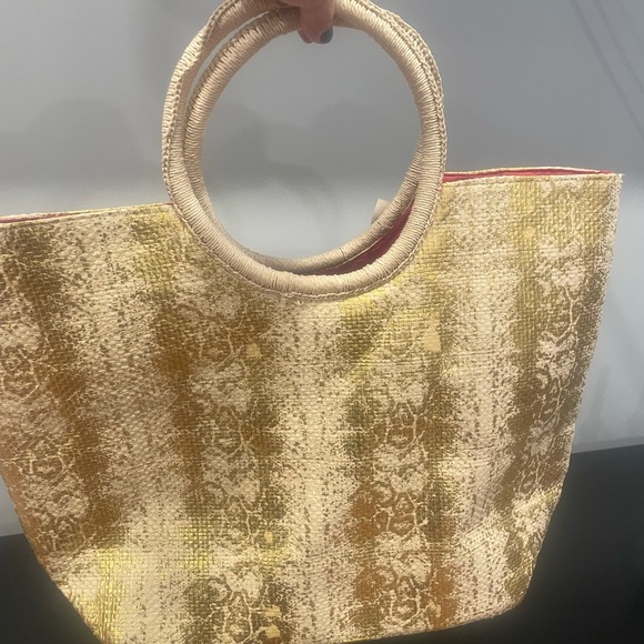 Elegant Gold Snake Print Tote  Bag (19W-14L) - Picture 4 of 6